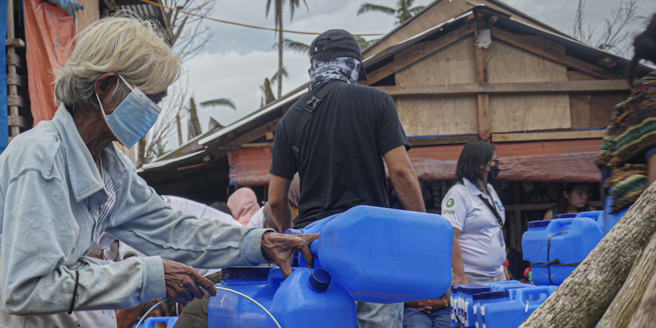 Distribution of hygiene and water kits to typhoon survivors in barangay Mabini, Del Carmen town, Siargao Island, Surigao del Norte. This assistance is provided by Oxfam and partners Community Organizers Multiversity and United Youth of the Philippines-Women, in coordination with Sentro Para sa Ikauunlad ng Katutubong Agham at Teknolohiya (SIKAT) supported by EU ECHO. (Photo: Heyssab Areef Hassan/Oxfam) Distribution of hygiene and water kits to typhoon survivors in barangay Mabini, Del Carmen town, Siargao Island, Surigao del Norte. This assistance is provided by Oxfam and partners Community Organizers Multiversity and United Youth of the Philippines-Women, in coordination with Sentro Para sa Ikauunlad ng Katutubong Agham at Teknolohiya (SIKAT) supported by EU ECHO. (Photo: Heyssab Areef Hassan/Oxfam)